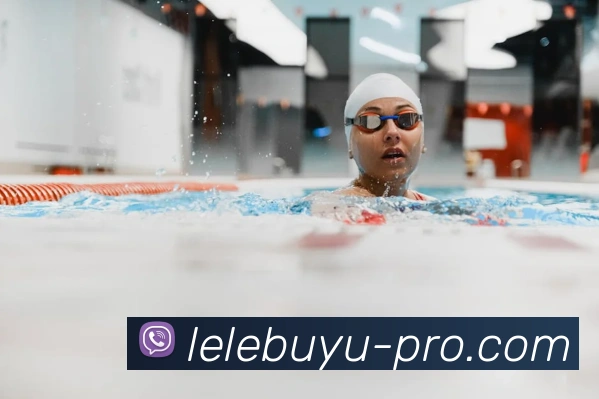 郑钦文WTA迈阿密站直落两盘完胜斯蒂芬斯锁定赛事关键胜利